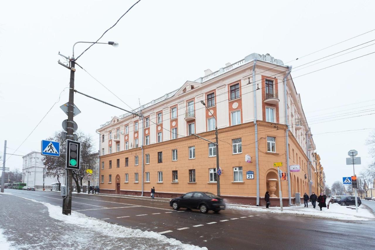 Apartment Near Zybitskaya Минск Экстерьер фото